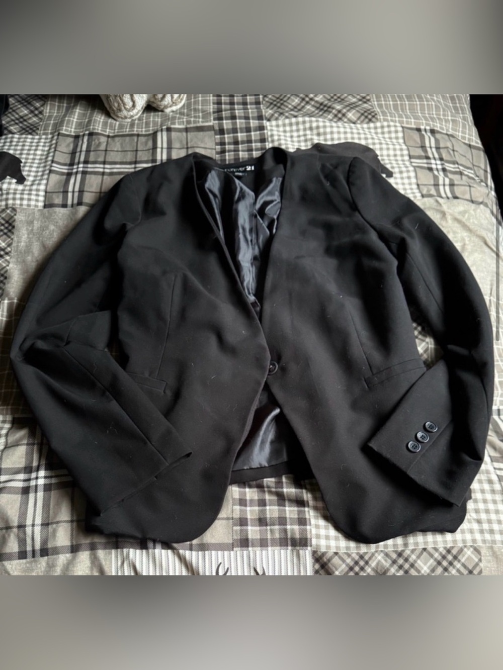 Forever 21 Classic Black Blazer Size Large